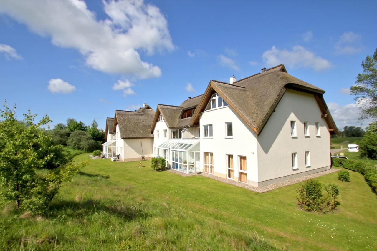 Strandnah Mit Balkon, Gratis Nutzung Vom Ahoi Erlebnisbad Und Sauna In Sellin - Strandhaus Moenchgut Fewo13 ロープベ エクステリア 写真